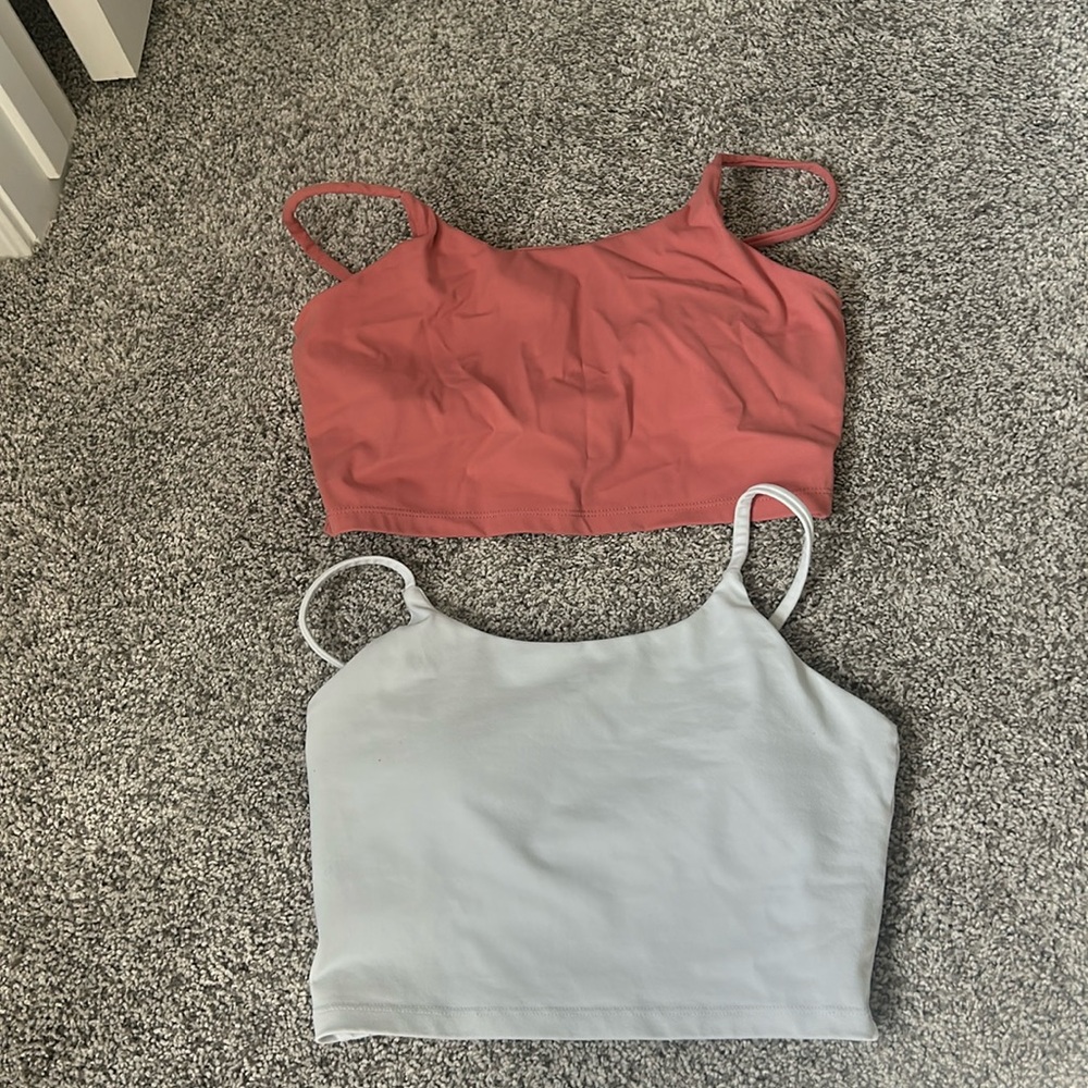 Size small workout crop tops with built in bra